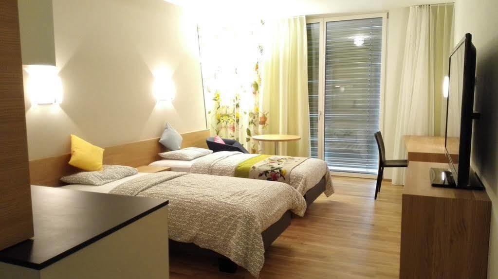 Hotel Bella Vista Сурзее Екстериор снимка